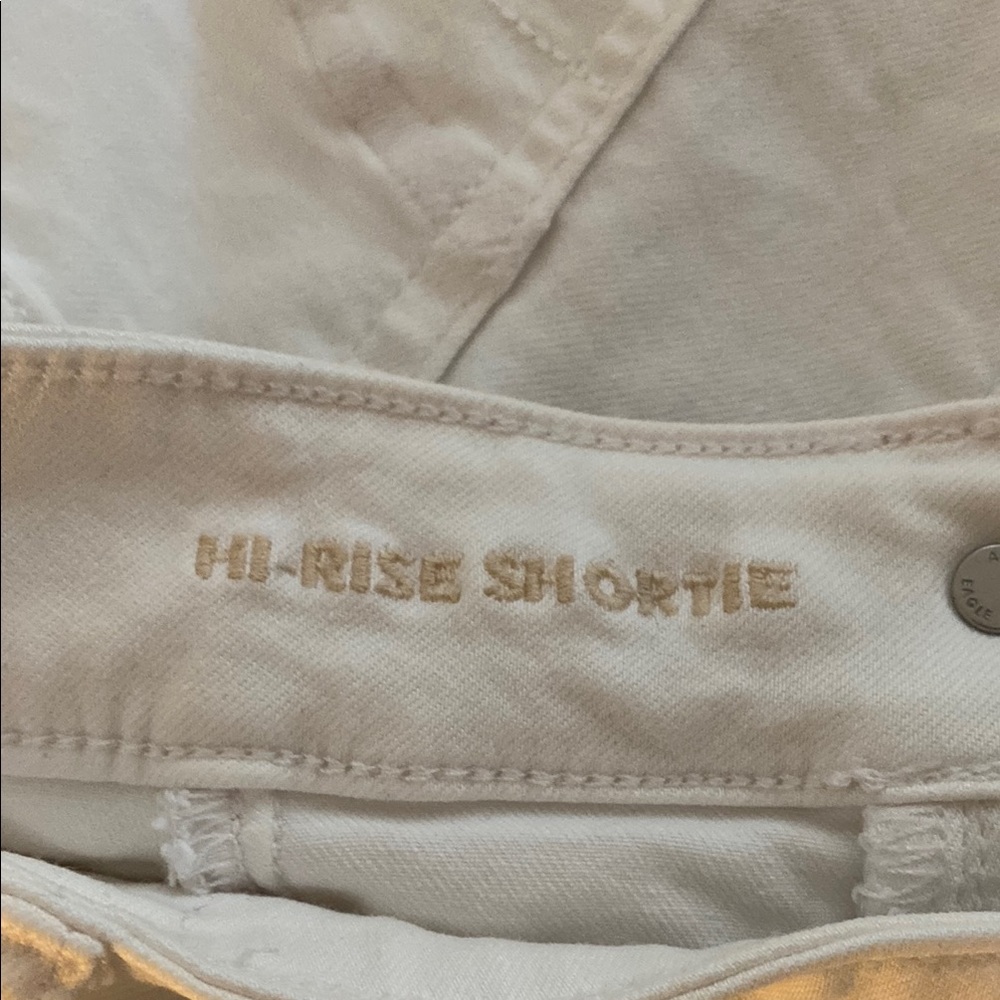 AE Women's White Button-Detail Sailor Shorts High-Rise Shortie 4 - Picture 6 of 11